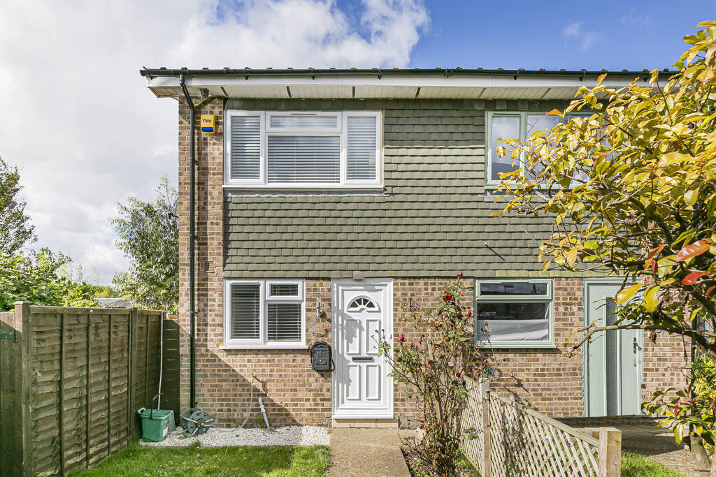 Main image of property: Peket Close, Staines-upon-Thames, Surrey, TW18