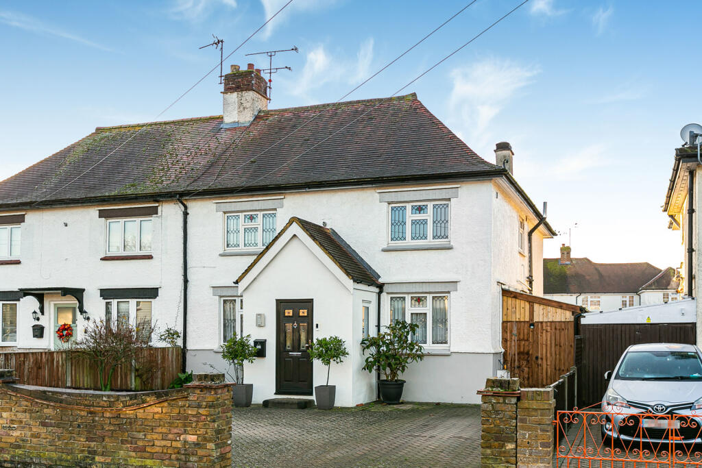 Main image of property: Worple Avenue, Staines-upon-Thames, Surrey, TW18