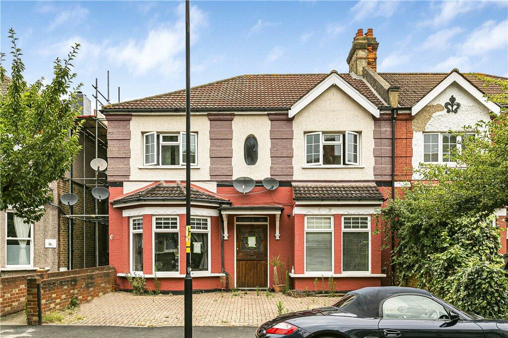 2 bedroom apartment for sale in Beatrice Avenue London SW16