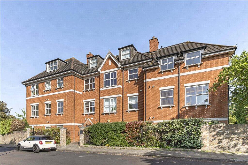 Main image of property: Daysbrook Road, London, SW2