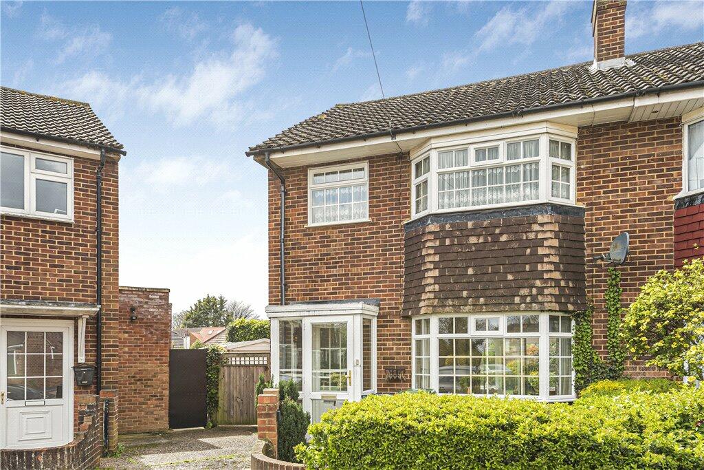 3 bedroom semidetached house for sale in The Rowans, SunburyonThames