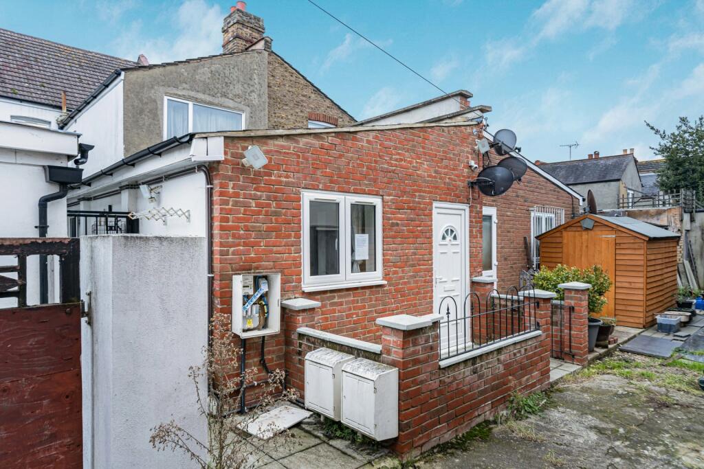Main image of property: Parchmore Road, Thornton Heath, CR7