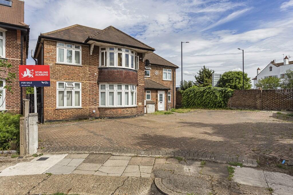 Main image of property: Cole Park Gardens, Twickenham, TW1