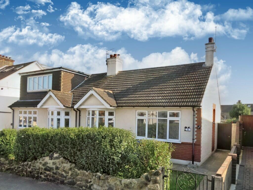 2 bedroom semidetached house for sale in MEDINA ROAD, Little Thurrock