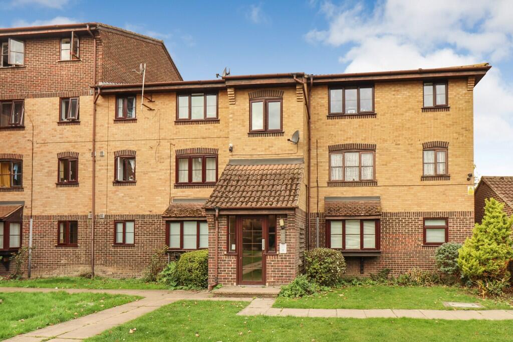 Main image of property: CONWAY GARDENS, Grays