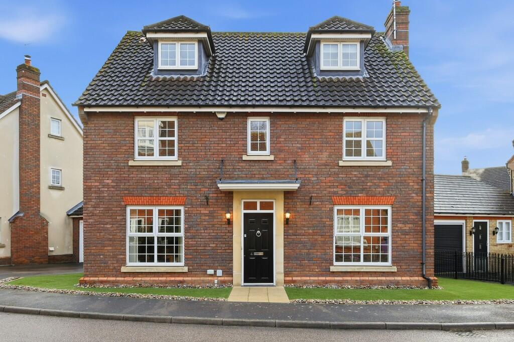 Main image of property: SAN LUIS DRIVE, Chafford Hundred, Grays