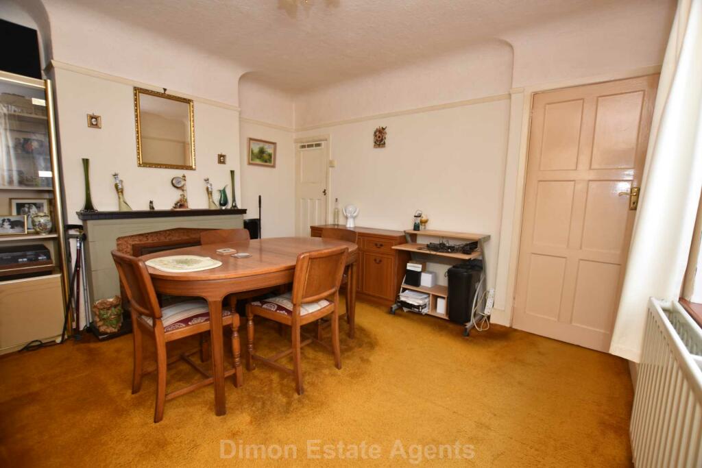 3 bedroom detached house for sale in Grove Road, Hardway, PO12