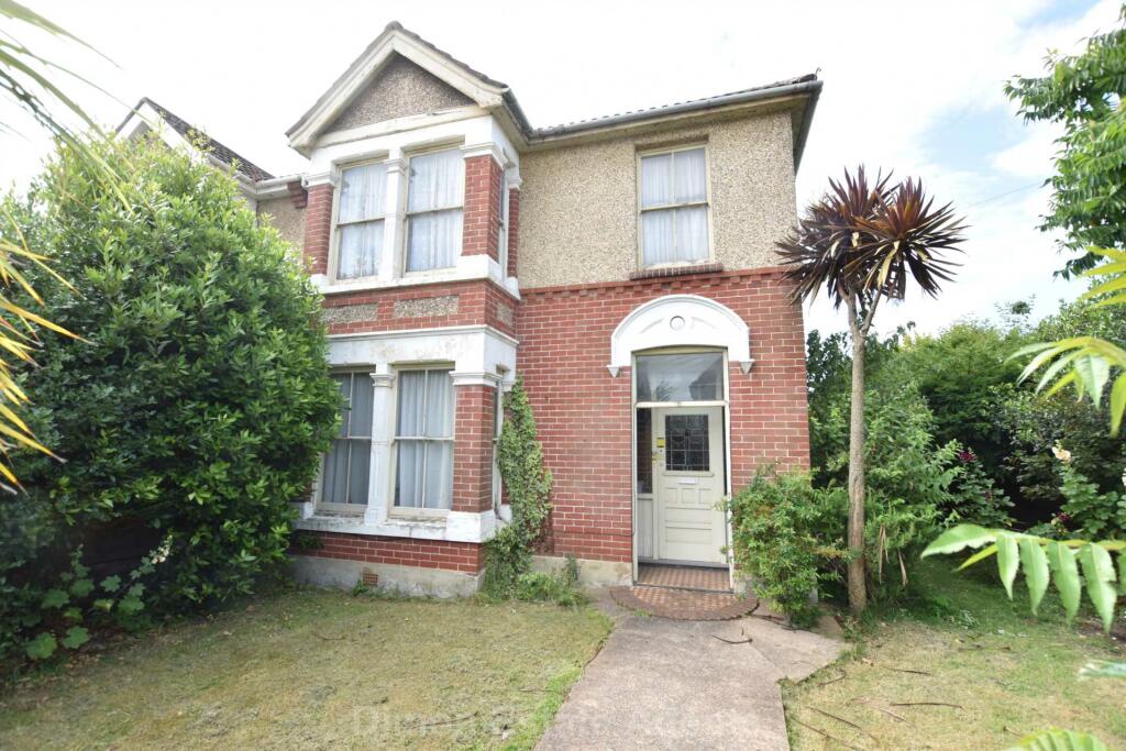 4 bedroom semidetached house for sale in Privett Road, Gosport, PO12