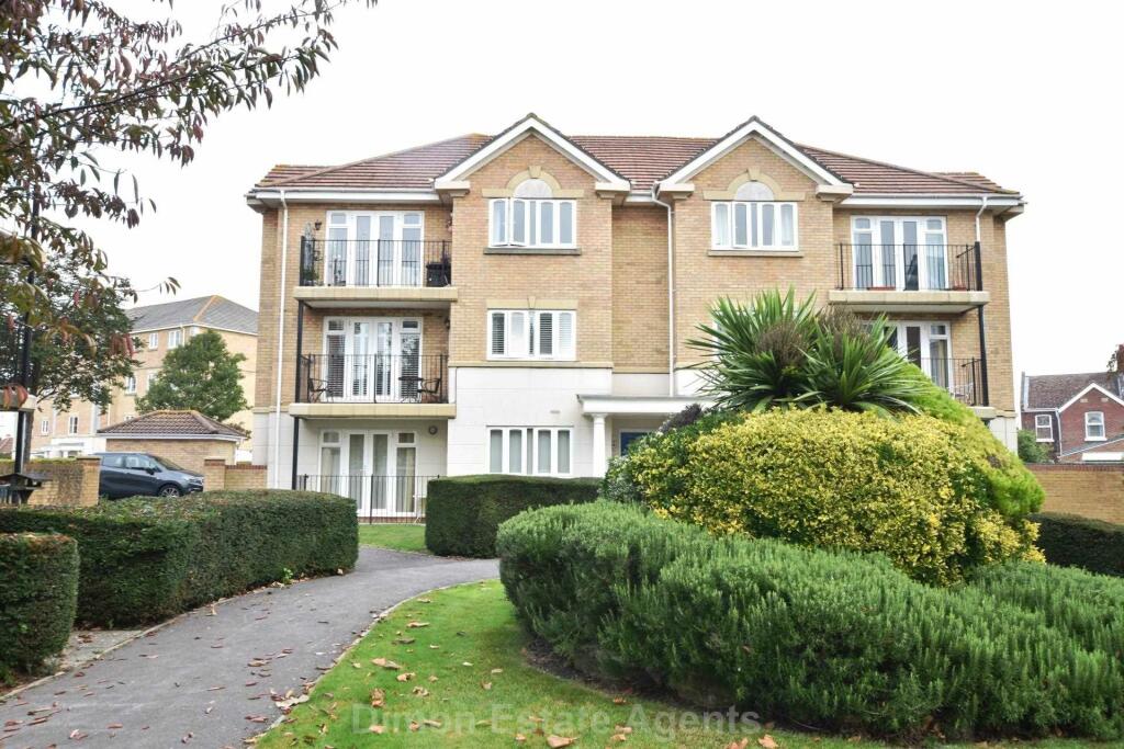 2 bedroom flat for sale in Hayling Close, Priddy`s Hard, PO12