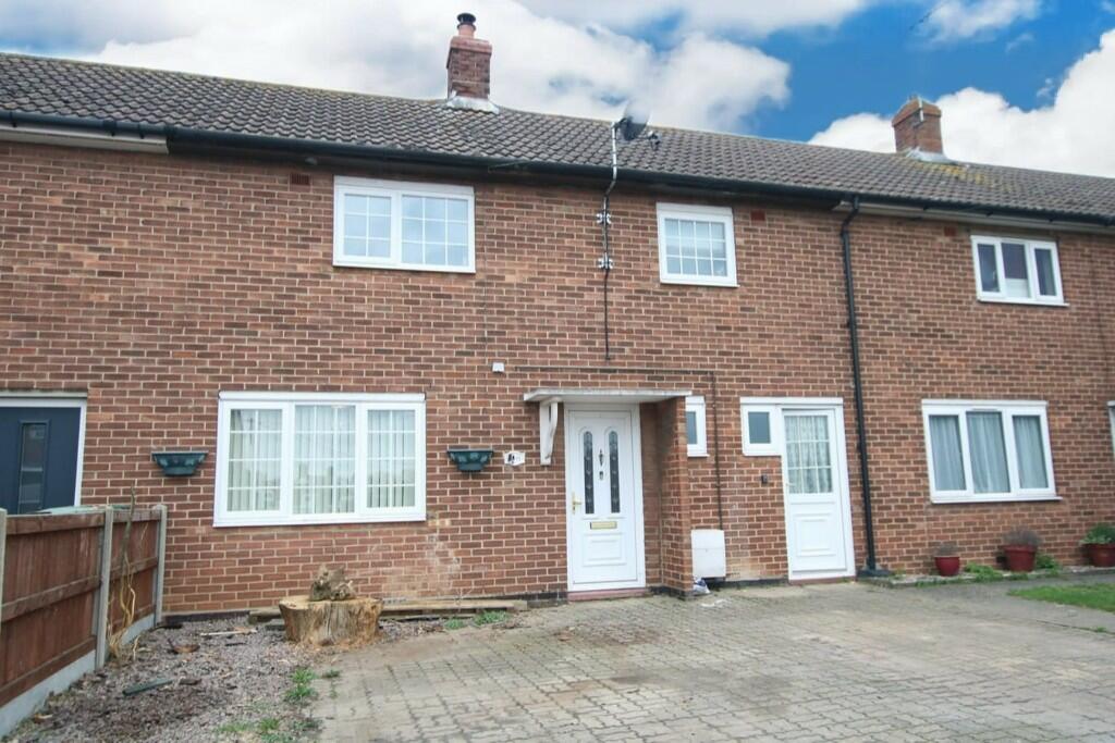 3 bedroom terraced house for sale in Kirby Rise, Barham, Ipswich