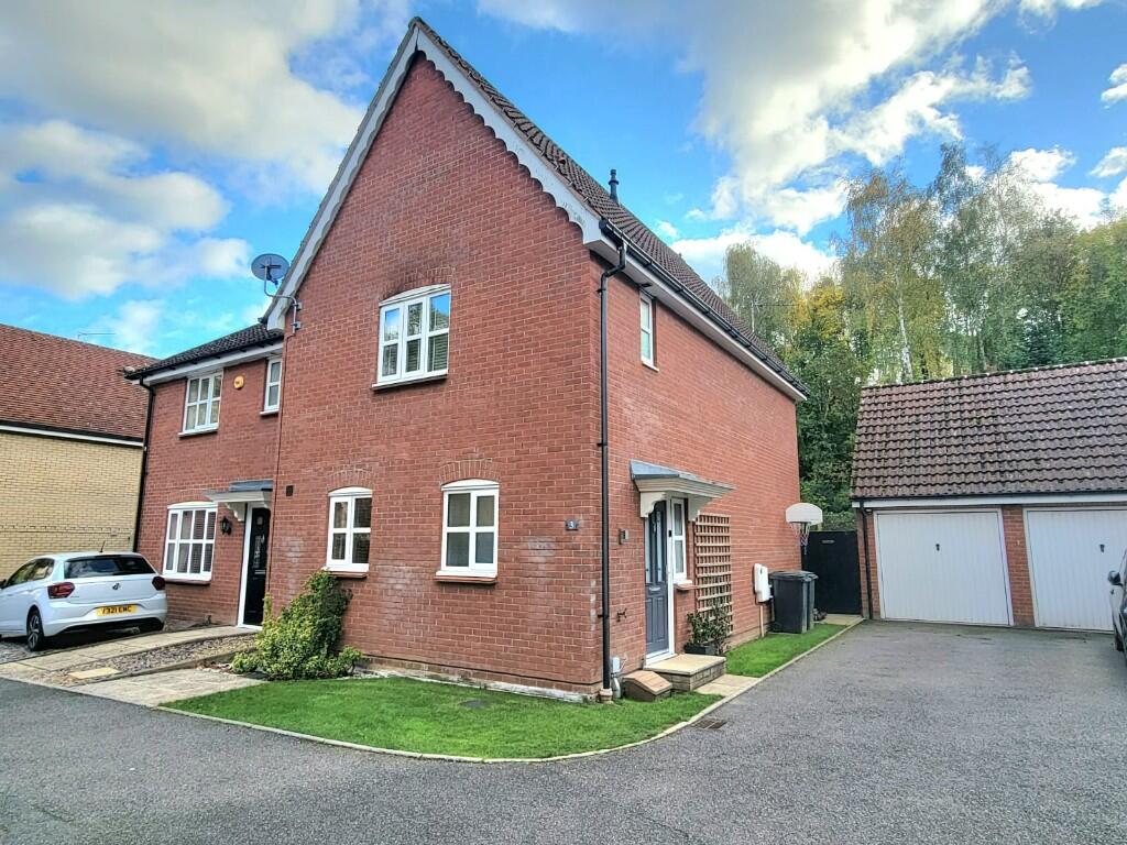 Main image of property: Rowan Close, Claydon, Ipswich, Suffolk, IP6