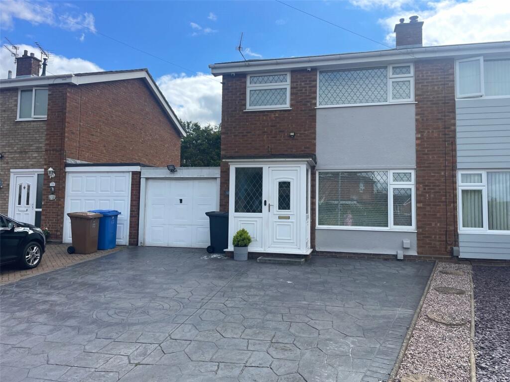 Main image of property: Kempton Close, Ipswich, Suffolk, IP1