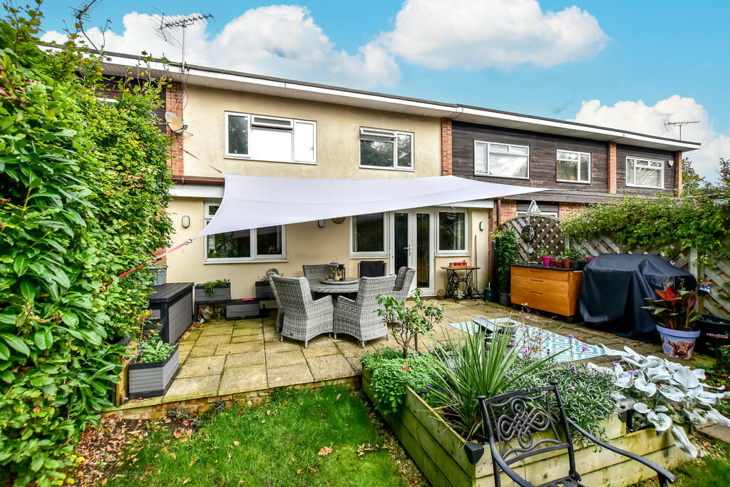 Additional property image - Moss Side, Bricket Wood AL2 3SU
