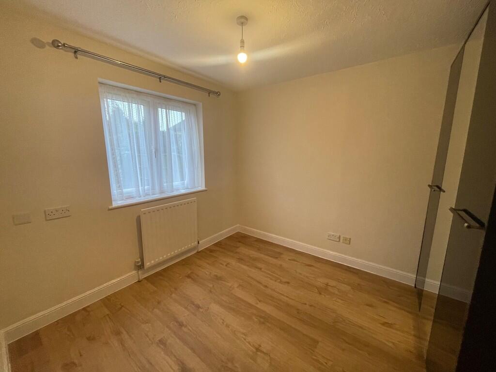 Additional property image - Larks Ridge, Chiswell Green