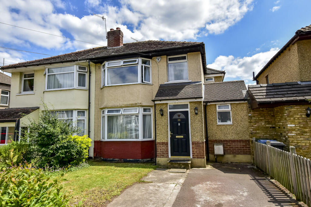 4 bedroom semi-detached house