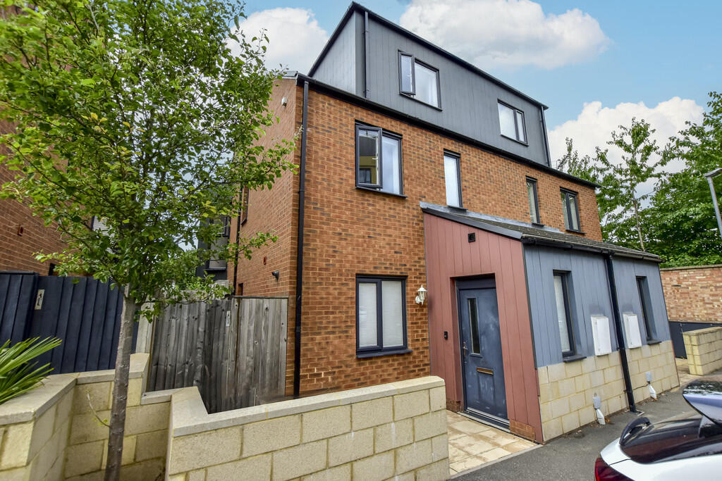 Main image of property: Humberstone Close, Watford