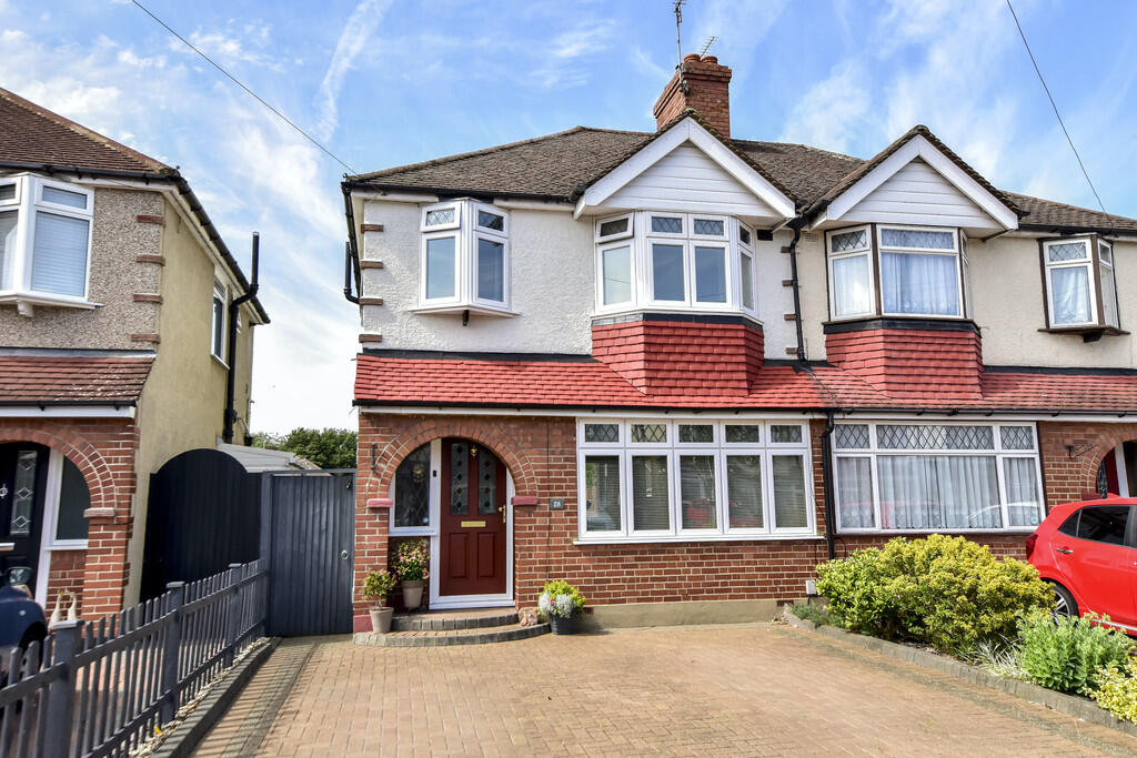 Main image of property: Meadow Road, Watford