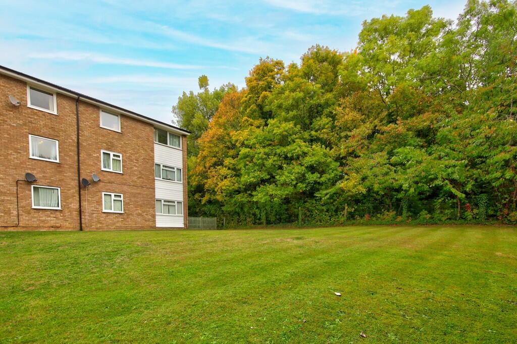 Main image of property: Peregrine Close, Watford