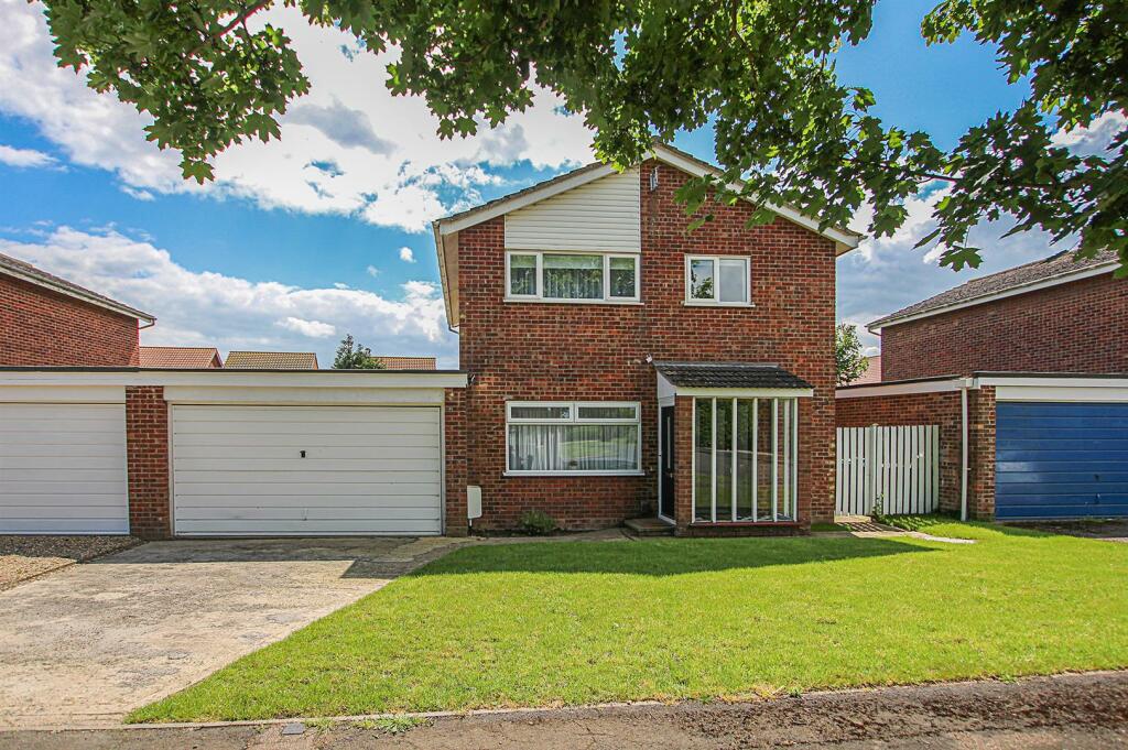 4 bedroom detached house for sale in Burwell Road, Exning, Newmarket, CB8