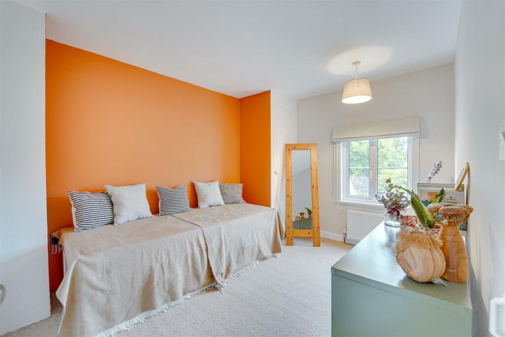 Additional property image - Coach Lane, Cheveley, Newmarket