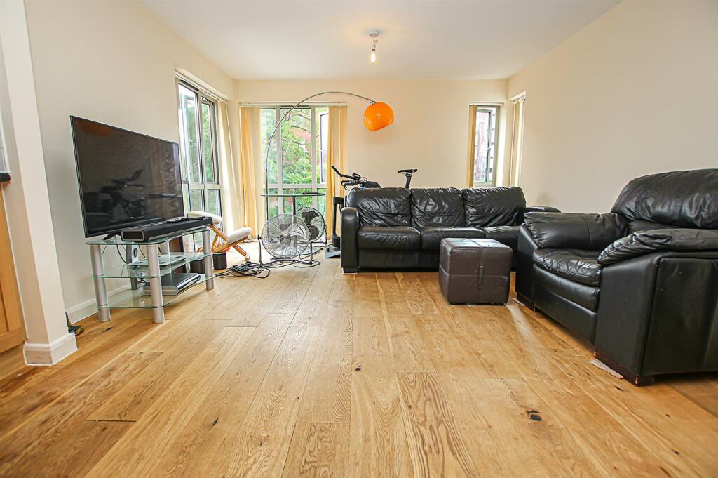 Additional property image - Mill Hill, Newmarket