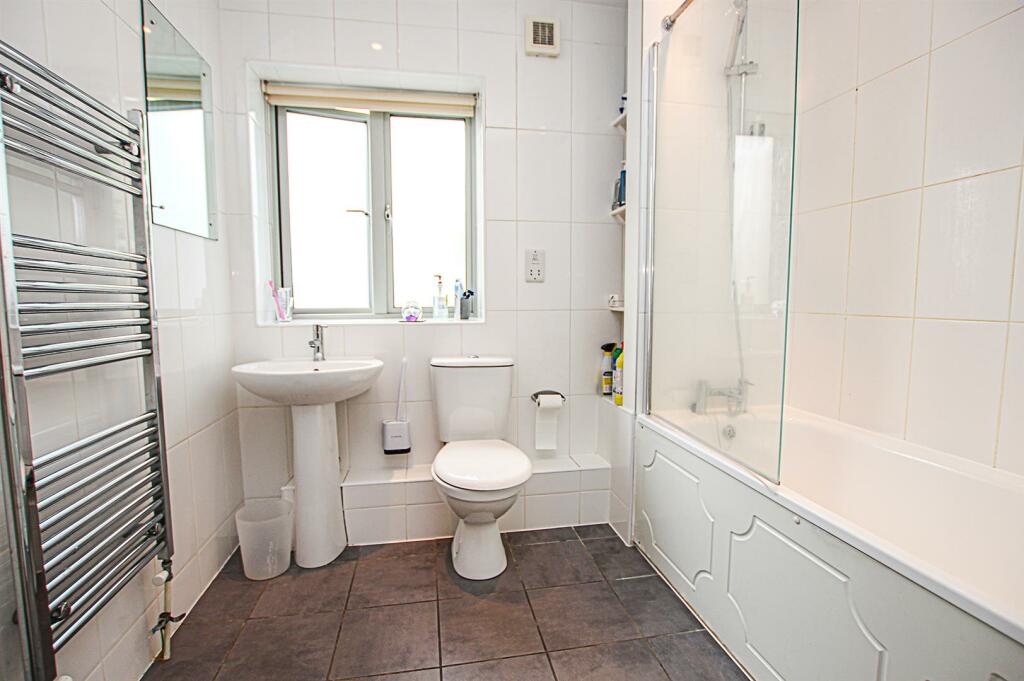 Additional property image - Mill Hill, Newmarket