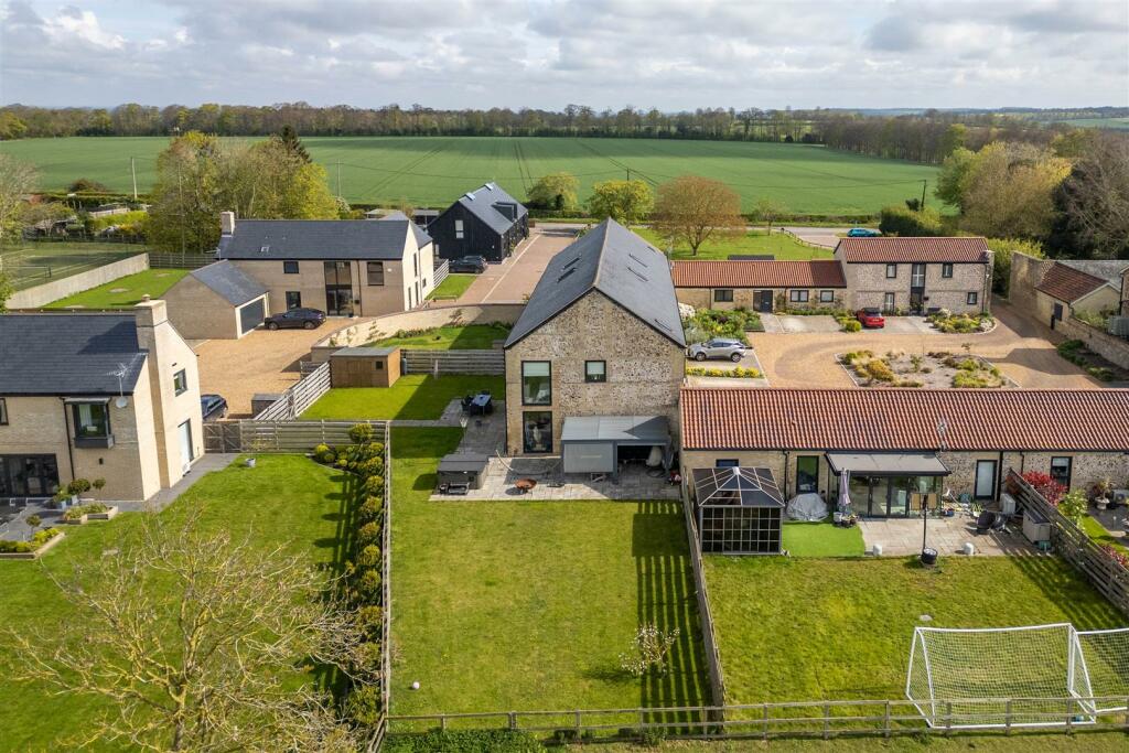 Additional property image - Hill Farm View, Dullingham, Newmarket