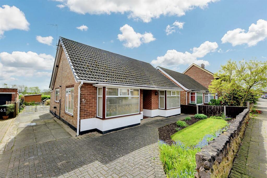 2 bedroom bungalow for sale in Woodstock Road, Toton, Nottingham, NG9