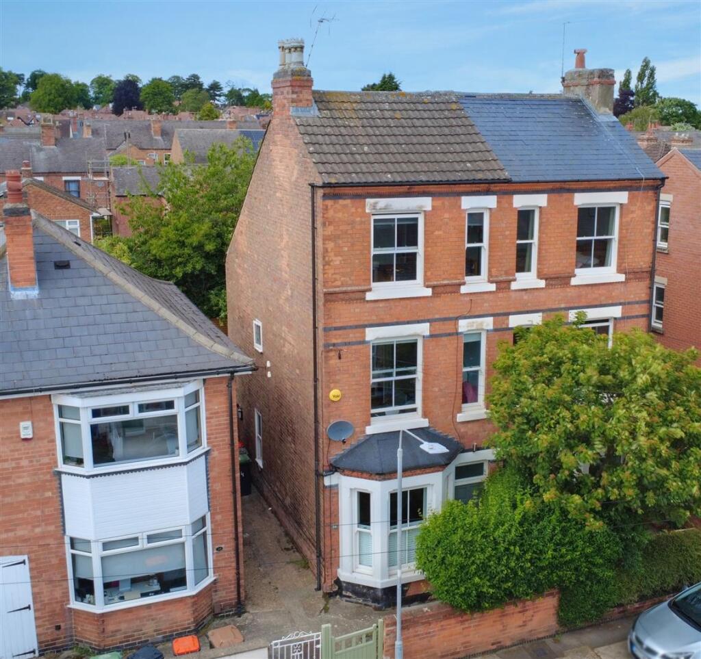 Main image of property: Middleton Street