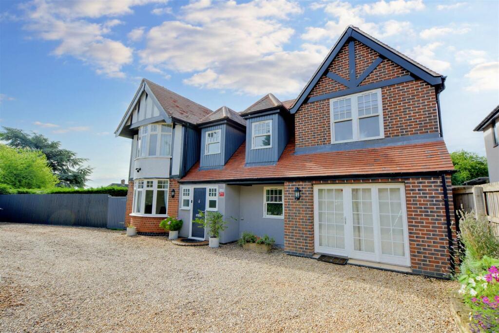 Main image of property: Chilwell Lane, Bramcote, Nottingham