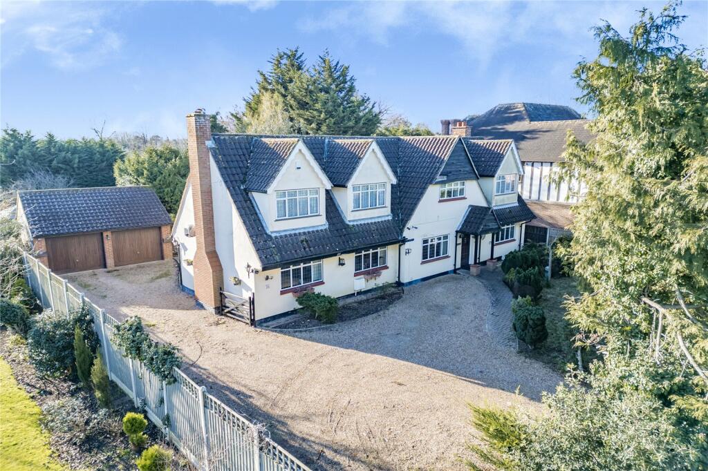 4 bedroom detached house for sale in Herbert Road, Emerson Park, RM11