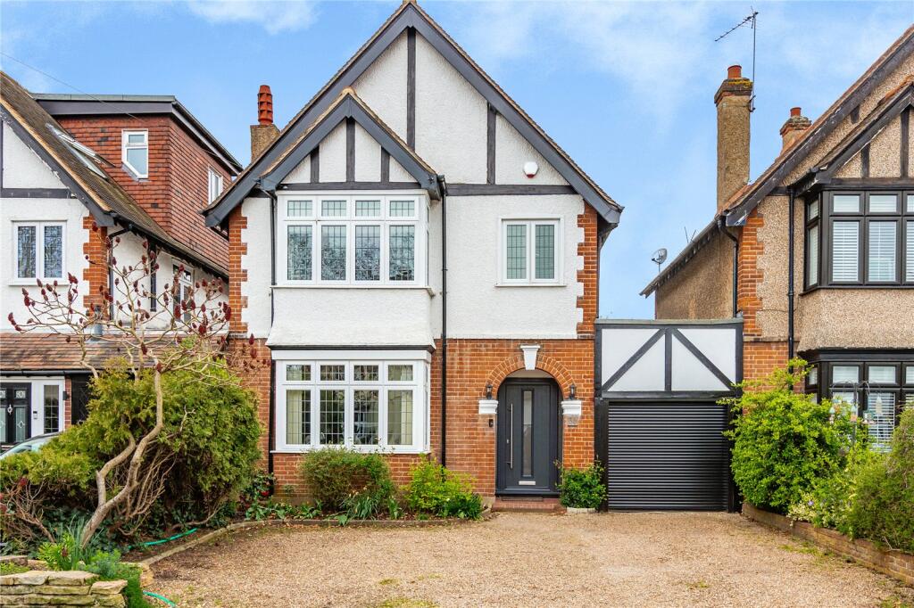 4 bedroom link detached house for sale in Rockingham Avenue, Hornchurch