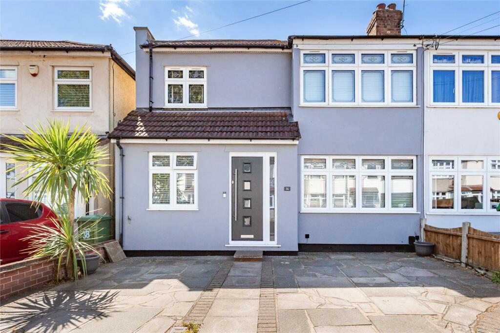 Main image of property: Chestnut Glen, Hornchurch, RM12