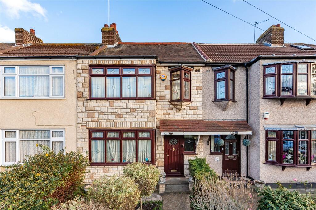 Main image of property: Sunningdale Road, Rainham, RM13