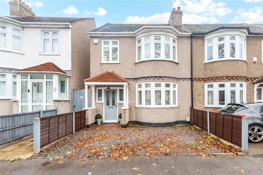 Main image of property: Lyndhurst Drive, Hornchurch, RM11