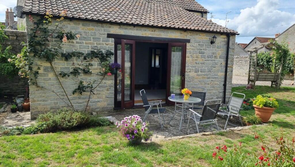Main image of property: SOMERTON