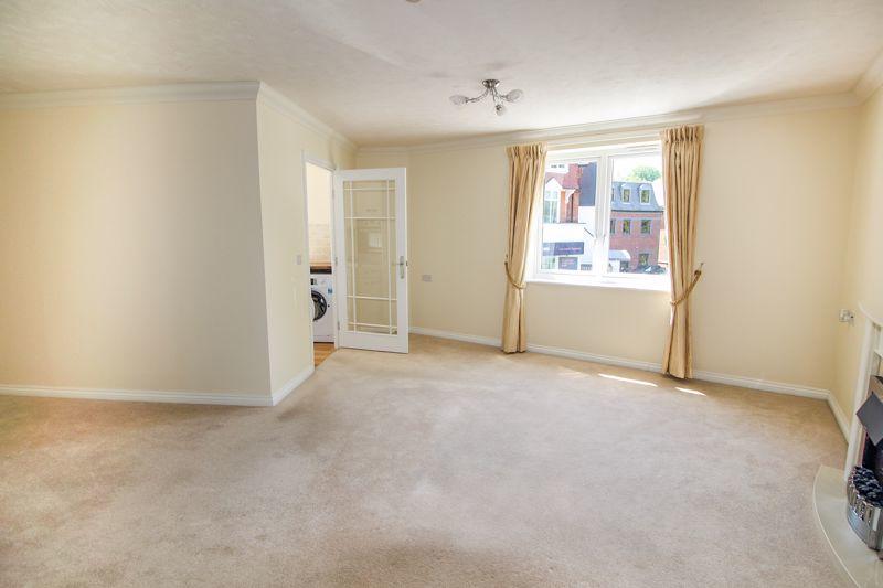 2 bedroom retirement property for sale in Caterham Lodge, Caterham