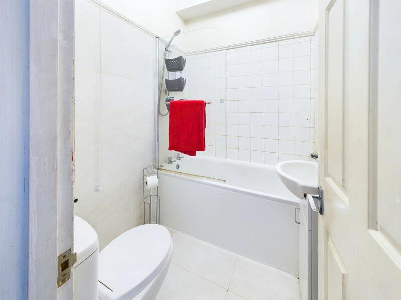 Additional property image - CATERHAM VALLEY