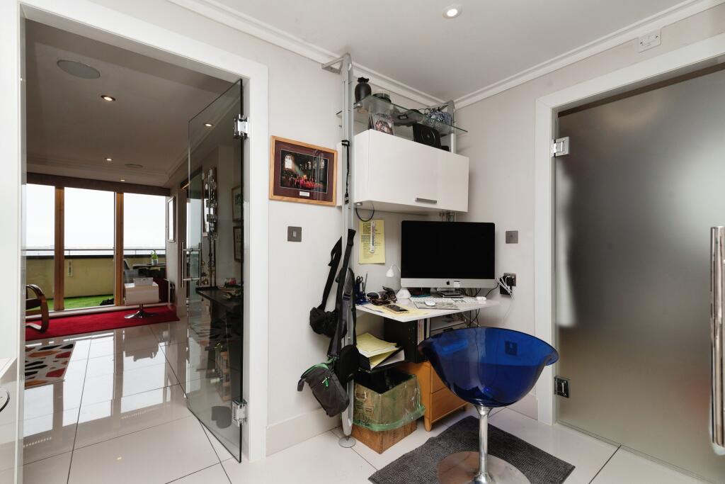 Additional property image - Windsor Esplanade, Caerdydd, Windsor Esplanade, Cardiff, CF10