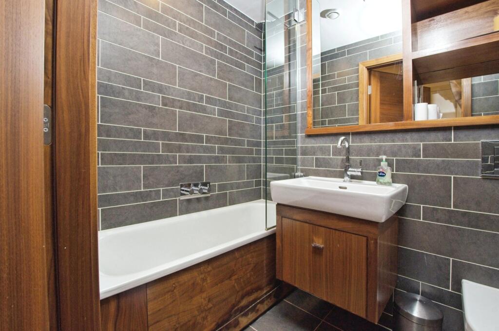 Additional property image - The Hayes, Cardiff, CF10