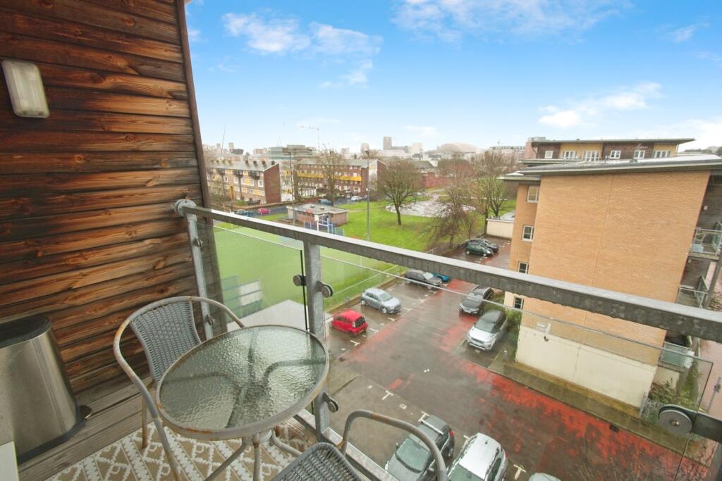 Main image of property: Heol Staughton, Cardiff, CF10