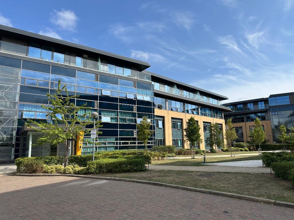 Main image of property: Wokingham Road, Bracknell, Berkshire, RG42