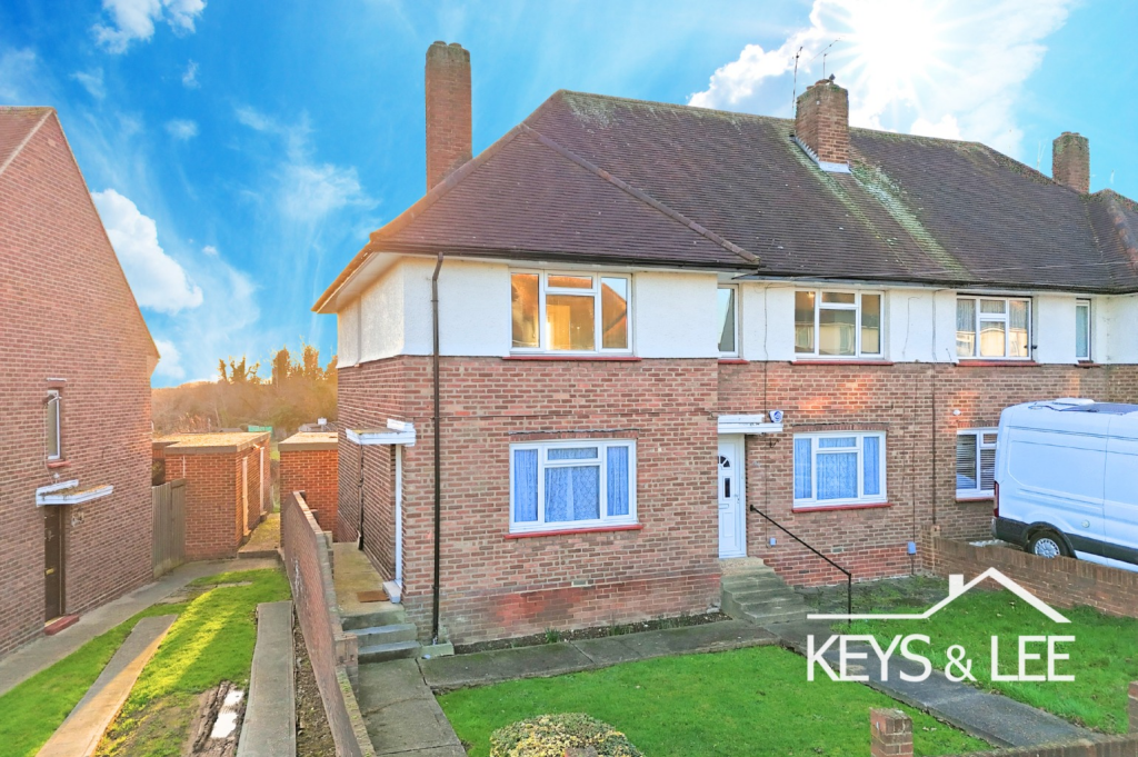 Main image of property: Chelmsford Avenue, Romford