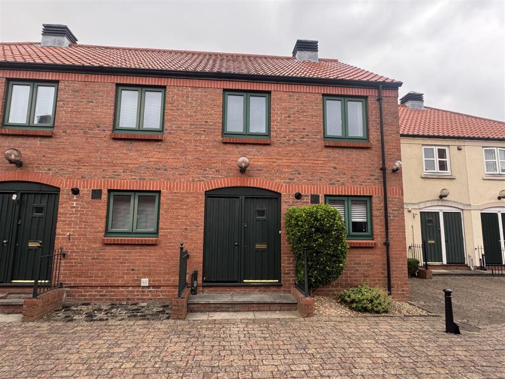 Main image of property: Castle Dyke Wynd, Yarm