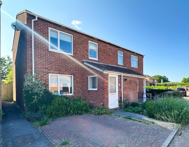 Main image of property: Van Diemans Lane, Oxford