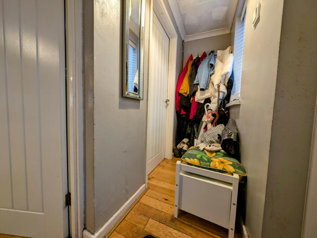 Additional property image - Windsor Court, Ynysybwl, CF37 3HX