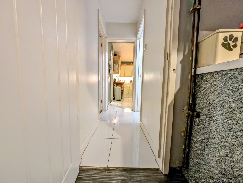 Additional property image - Windsor Court, Ynysybwl, CF37 3HX