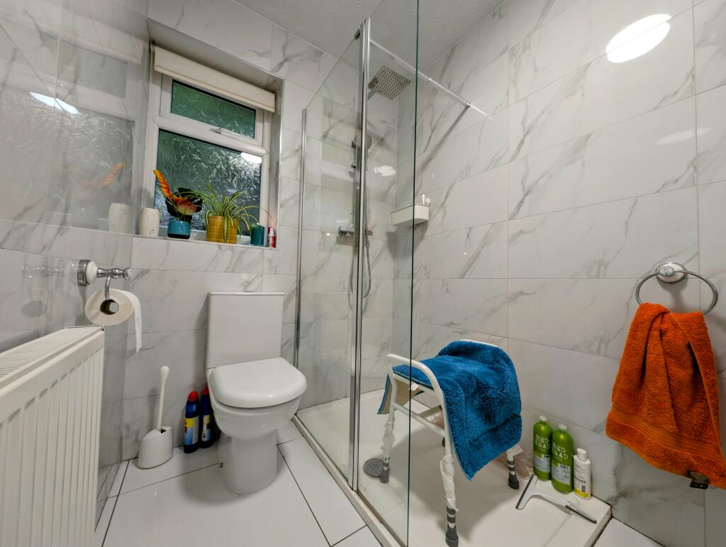Additional property image - Windsor Court, Ynysybwl, CF37 3HX