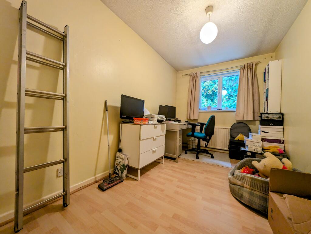 Additional property image - Windsor Court, Ynysybwl, CF37 3HX