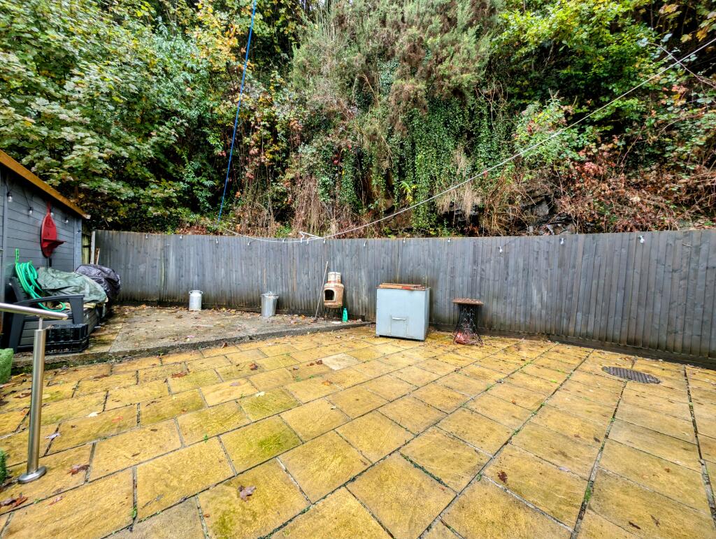Additional property image - Windsor Court, Ynysybwl, CF37 3HX